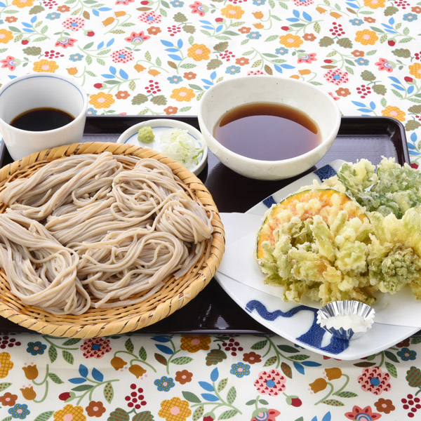 戸隠蕎麦「山故郷」
